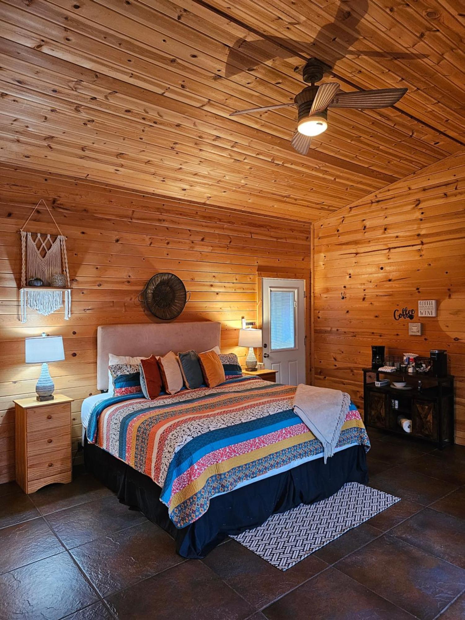 5 Min To Beaver Lake-King Bed-Fire Pit-Jetted Tub #4 Eureka Springs Eksteriør bilde